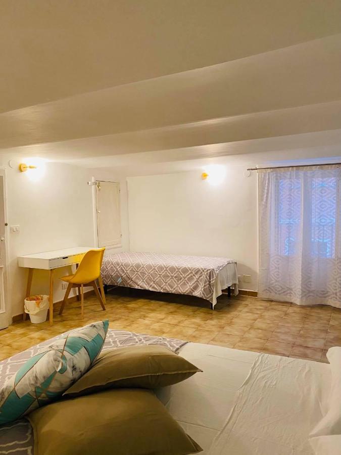 Apartamento Vico Gli Scalzi Gaeta Exterior foto